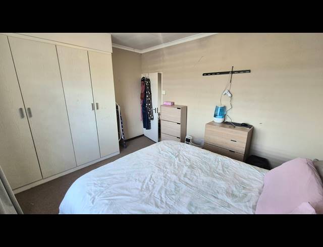 2 BEDROOM TOWNHOUSE FOR SALE IN NOORDWYK